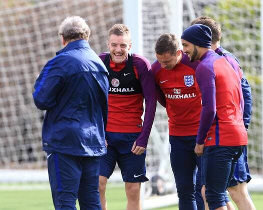 England s Jamie Vardy shares a joke during training at the Tottenham Hotspur Training Centre. Photo credit should read: David Klein Sportimage EDITORIAL USE ONLY. No use with unauthorised audio, video, data, fixture lists, club league logos or live services. Online in-match use limited to 120 images, no video emulation. No use in betting, games or single club league player publications.