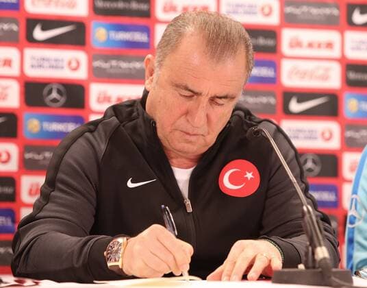 Fußball, PK Fatih Terim - Nationalteam Türkei SOCCER - AUT vs TUR, test match, preview VIENNA,AUSTRIA,28.MAR.16 - SOCCER - OEFB international match Länderspiel Austria vs Turkey, friendly match, preview, press conference PK Pressekonferenz team TUR. Image shows head coach Fatih Terim (TUR). Picture shot with a Canon EOS-1D X Mark II sample. GEPAxpictures xChristianxOrt