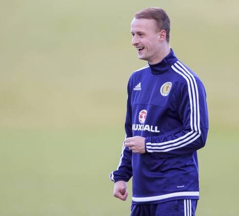 FuÃŸball, Training Nationalteam Schottland 28.03.2016. Mar Hall, Glasgow, Scotland. International Football Scotland Training and Media Event. Leigh Griffiths is all smiles during training xGeorgariouxVagelisx  ActionPlus11723116
