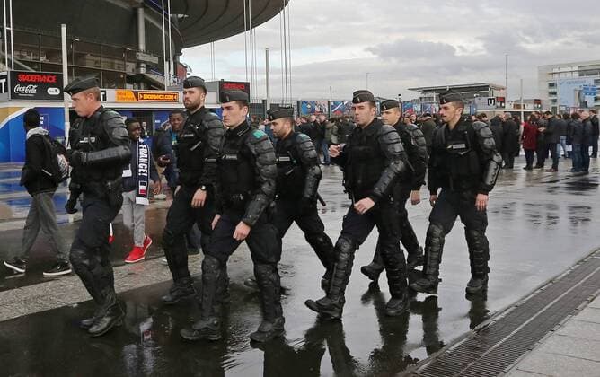 PARIS, FRANCE. MARCH 29, 2016. Police officers outside the Stade de France ahead of a friendly football match between France and Russia. Alexander Demianchuk TASS  70176354st