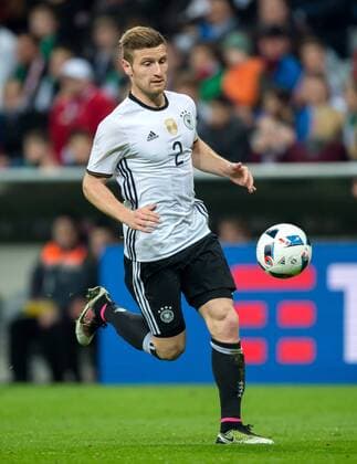 29. Maerz 2016: Muenchen, Allianz Arena: Fussball Testspiel: Deutschland - Italien: Shkodran Mustafi (Deutschland)l.