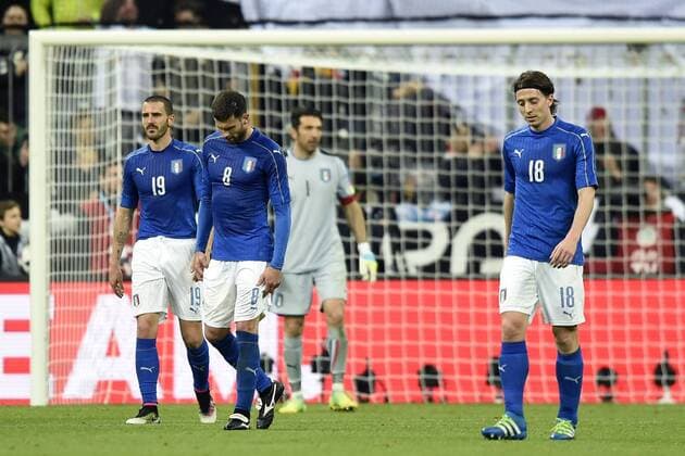 München 29 03 2016 - Länderspiel Nationalmannschaft DFB Fussball Deutschland vs Italien foto DanielexBuffa Image Enttäuschung bei Italien 