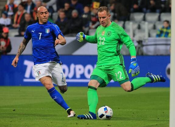 29.03.2016, Testspiel, Deutschland vs Italien, Allianz Arena München, Fussball, im Bild: Zaza vs Marc Andre ter-Stegen (Deutschland)