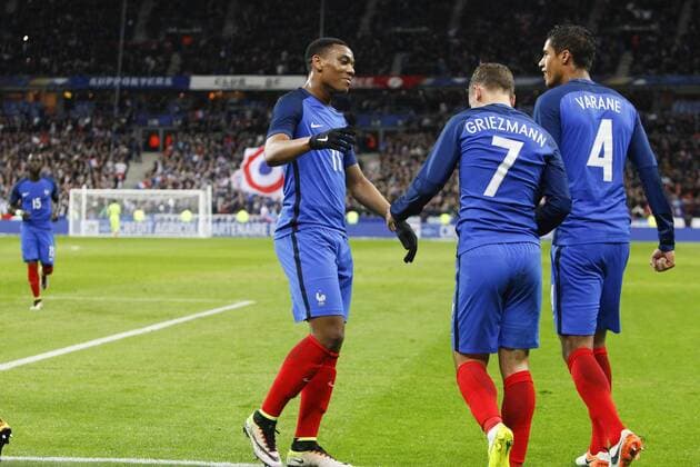 Celebration - Antoine Griezmann (France) Anthony Martial (France) Raphael Varane (France) FOOTBALL : FRA vs RUS - Nationalteam - Länderspiel - 29 03 2016 GwendolineLeGoff Panoramic 