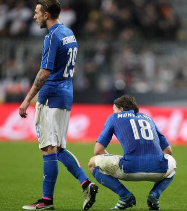 Fußball, Länderspiel, Deutschland - Italien Federico Bernardeschi, Riccardo Montolivo Italy Dejection Delusione Munich 29-03-2016 Allianz Arena Football Calcio Friendly match Germany - Italy Germania - Italia Nationalteam Länderspiel lucaxpagliaricci
