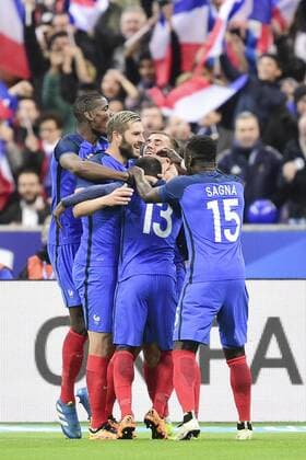 Fußball, Länderspiel, Frankreich - Russland Ngolo Kante (France) - Fussball, Länderspiel Nationalteam, Frankreich vs. Russland - 29 03 2016 JBAutissier Panoramic 