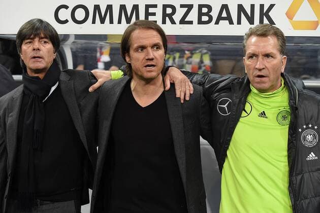 Fußball Länderspiel Deutschland - Italien am 29.03.2016 in der Allianz Arena in München Joachim Löw ( Bundestrainer ), links - Thomas Schneider ( Assistenz-Trainer Deutschland ), mitte - Andreas Köpke ( Torwarttrainer Deutschland ), rechts xRx
