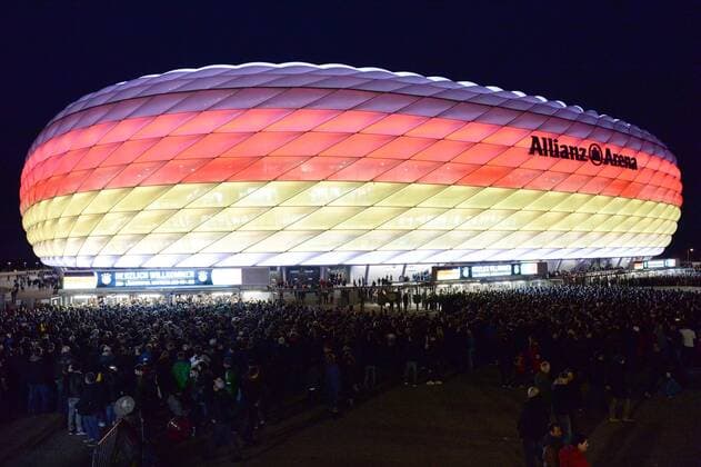 Fussball, Herren, Saison 2015 16, Länderspiel in München, Deutschland - Italien, die Allianz Arena war in die deutschen Farben gehüllt, 29.03.2016,