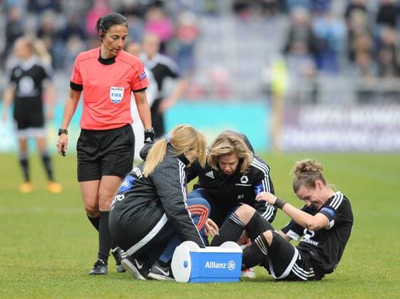 30.03.2016, xmhx, Fussball UEFA Women s Champions League, Frauenfußball, 1.FFC Frankfurt - FC Rosengard, emspor, v.l. Simone Laudehr (1. FFC Frankfurt)