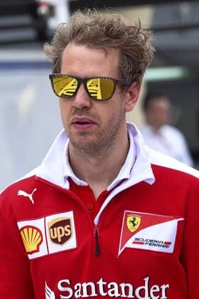 Sebastian Vettel. Atmosphere before Bahrein F1 GP at Sakhir circuit. In this picture, Sebastian Vettel. xRUBIOx  RV RACING PRESS
