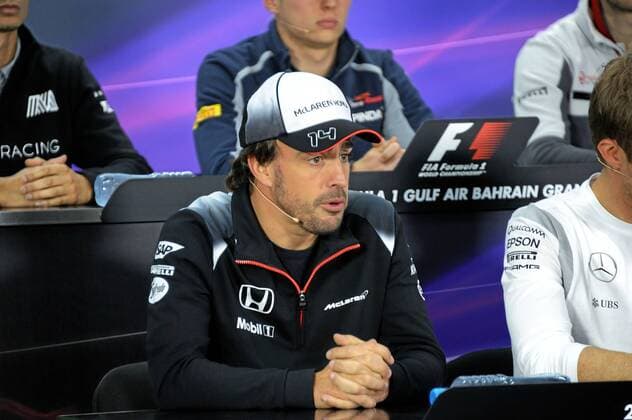 Fernando Alonso en rueda de prensa. Atmosphere before Bahrein F1 GP at Sakhir circuit. In this picture, Fernando Alonso at press conference PK Pressekonferenz xRUBIOx  RV RACING PRESS