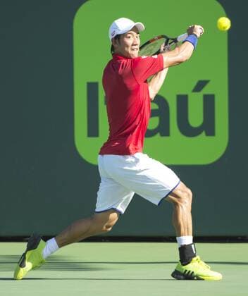 March 31 2016: Kei Nishikori (JPN) defeats Gael Monfils (FRA) by 4-6, 6-3, 7-6, at the Miami Open being played at Crandon Park Tennis Center in Miami, Key Biscayne, Florida. Ã‚Â© Tennis 2016: Miami Open MAR 31 - ZUMAc04_