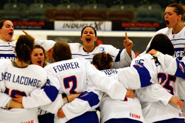 DK, IIHF WW DivIa, medal ceremony 31.03.2016, Gigantium, Aalborg, DK, IIHF WW DivIa, medal ceremony: Chloe Aurard (France 17), Audrey Lager Lacombe (France 18), Amandine Cuasnet (France 23), Soline Fohrer (France 3), Caroline Baldin (France 1), Alisson Obre (France 2), Caroline Lambert (France 25) and Lore Baudrit (France 19) are celebrating their second place nphxGMACH