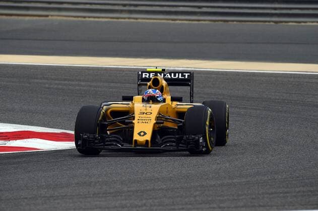 Jolyon Palmer, Renault F1 Team, formula 1 GP, Bahrain in Manama Shakir 01.04.2016 Photo:mspb Jerry Andre Jolyon Palmer, formula 1 GP, Bahrain