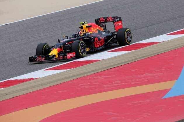 Bahrain Grand Prix, Sakhir 31 March - 03 April 2016 01.04.2016 - Free Practice 1, Daniil Kvyat (RUS) Red Bull Racing RB12 