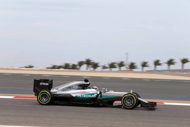 Bahrain Grand Prix, Sakhir 31 March - 03 April 2016 01.04.2016 - Free Practice 1, Lewis Hamilton (GBR) Mercedes AMG F1 W07 Hybrid 
