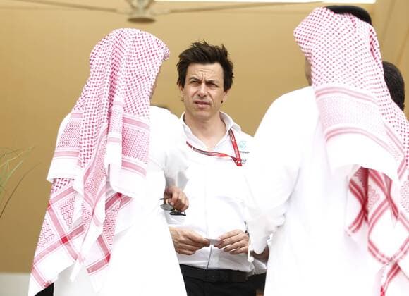 Motorsports: FIA Formula One World Championship WM Weltmeisterschaft 2016, Grand Prix of Bahrain, Toto Wolff (AUT, Mercedes AMG Petronas Formula One Team), xHOCHxZWEIx