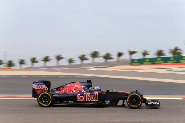 Bahrain Grand Prix, Sakhir 31 March - 03 April 2016 01.04.2016 - Free Practice 1, Max Verstappen (NED) Scuderia Toro Rosso STR11 