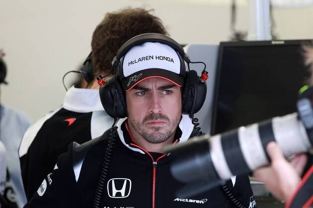 Bahrain Grand Prix, Sakhir 31 March - 03 April 2016 01.04.2016 - Free Practice 1, Fernando Alonso (ESP) McLaren Honda MP4-31 