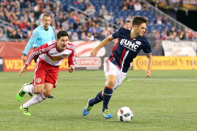 April 1, 2016; Foxborough, MA, USA; New York Red Bulls midfielder Sacha Kljestan (16) and New England Revolution midfielder Kelyn Rowe (11) in action during an MLS Fussball Herren USA game between the New England Revolution and New York Red Bulls at Gillette Stadium. New England won 1-0. MLS 2016: Red Bulls vs Revolution APR 01 - ZUMAc04_