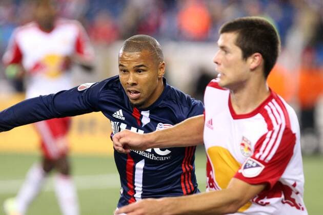 April 1, 2016; Foxborough, MA, USA; New England Revolution forward Charlie Davies (9) in action during the second half of an MLS Fussball Herren USA game between the New England Revolution and New York Red Bulls at Gillette Stadium. New England won 1-0. MLS 2016: Red Bulls vs Revolution APR 01 - ZUMAc04_