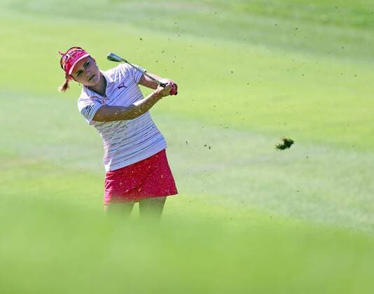 April 01, 2016: Lexi Thompson hits a shot during the second round of the 2016 ANA Inspiration at the Mission Hills Country Club in Rancho Mirage, California. LPGA Golf Damen 2016: ANA Inspiration Championship APR 01 - ZUMAcb8_