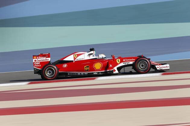 Formel 1, GP Bahrain Motorsports: FIA Formula One World Championship WM Weltmeisterschaft 2016, Grand Prix of Bahrain, 5 Sebastian Vettel (GER, Scuderia Ferrari), xHOCHxZWEIx