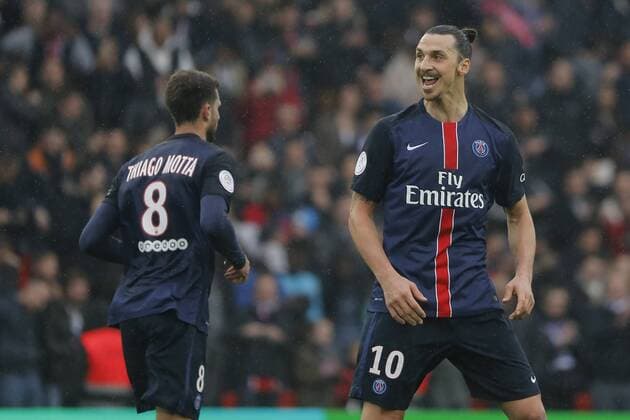 Zlatan Ibrahimovic (psg) inscrit le second but pour les parisiens sur coup franc, Thiago Motta Santon Olivares (psg) FOOTBALL : Paris st Germain vs OGC Nice - Ligue 1 - 02 04 2016 StephaneAllaman Panoramic 