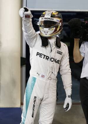 Motorsports: FIA Formula One World Championship WM Weltmeisterschaft 2016, Grand Prix of Bahrain, 44 Lewis Hamilton (GBR, Mercedes AMG Petronas Formula One Team), xHOCHxZWEIx