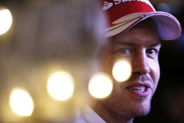 Motorsports: FIA Formula One World Championship WM Weltmeisterschaft 2016, Grand Prix of Bahrain, 5 Sebastian Vettel (GER, Scuderia Ferrari), xHOCHxZWEIx