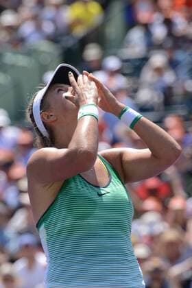 April 2, 2016 - Miami, Florida, United States - VICTORIA AZARENKA celebrates winning the Miami Open Tennis 2016 - Miami Open - Day 13 - ZUMAl132