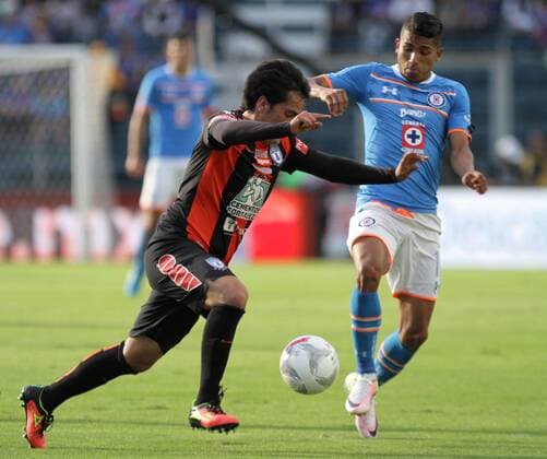 Fussball Mexiko - April 2, 2016 - Mexico - D02041608.JPG.CIUDAD DE MEXICO SportsDeportes-Soccer.- La Maquina Celeste del Cruz Azul ante los Tuzos del Pachuca, el sabado 2 de abril de 2016, en el Estadio Azul, juego de la jornada 12 del Torneo Clausura 2016 de la Liga MX. - April 2, 2016  - ZUMAu78_