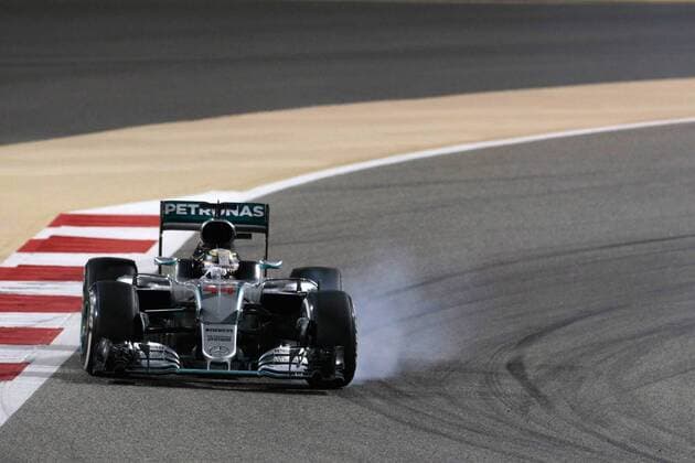 FORMULA 1 - Bahrain GP SAKHIR,BAHRAIN,03.APR.16 - MOTORSPORTS, FORMULA 1 - FIA World Championship WM Weltmeisterschaft Grand Prix of Bahrain, Bahrain International Circuit. Image shows Lewis Hamilton (GBR Mercedes GP). GEPAxpictures xFritzxMueller