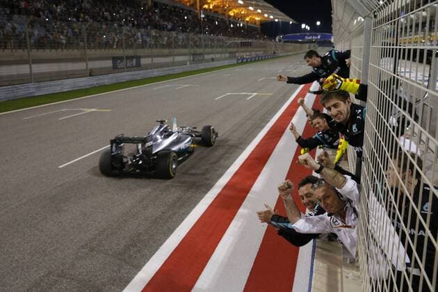 Motorsports: FIA Formula One World Championship WM Weltmeisterschaft 2016, Grand Prix of Bahrain, 6 Nico Rosberg (GER, Mercedes AMG Petronas Formula One Team), xHOCHxZWEIx