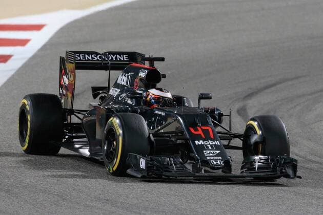 FORMULA 1 - Bahrain GP SAKHIR,BAHRAIN,03.APR.16 - MOTORSPORTS, FORMULA 1 - FIA World Championship WM Weltmeisterschaft Grand Prix of Bahrain, Bahrain International Circuit, award ceremony. Image shows test driver Stoffel Vandoorne (BEL McLaren Honda). GEPAxpictures xFritzxMueller