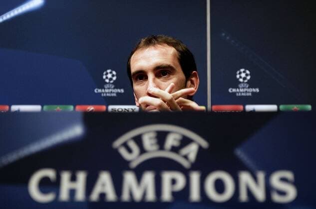 Atletico Madrid s Uruguayan defender Diego Godin during a press conference PK Pressekonferenz held prior to a team s training session at Joan Gamper Sports City in Sat Joan Despi, Catalonia, northeastern Spain, 04 April 2016. Atletico Madrid will face FC Barcelona Barca in a Champions League quarter finals first leg soccer match the upcoming 05 April. Atletico Madrid s press conference !ACHTUNG: NUR REDAKTIONELLE NUTZUNG!  20160404-635953919507103531