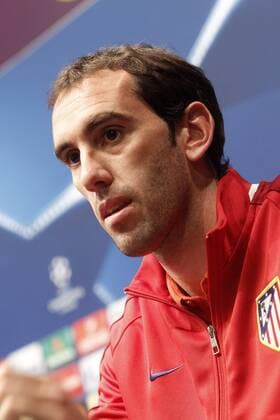 Atletico de Madrid s Diego Godin in press conference PK Pressekonferenz before Champions League training session. April 4,2016.  (2016040478)