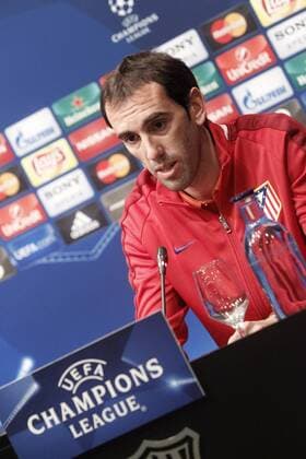 Atletico de Madrid s Diego Godin in press conference PK Pressekonferenz before Champions League training session. April 4,2016.  (2016040495)