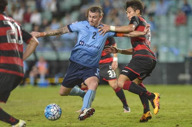 05.04.2016. Sydney Football Stadium, Sydney, Australia. AFC Champions League. Sydney defender Sebastian Ryall in action. Sydney versus Pohang Steelers. Sydney won the game by a score of 1-0. xNigelxOwenx  ActionPlus11725182