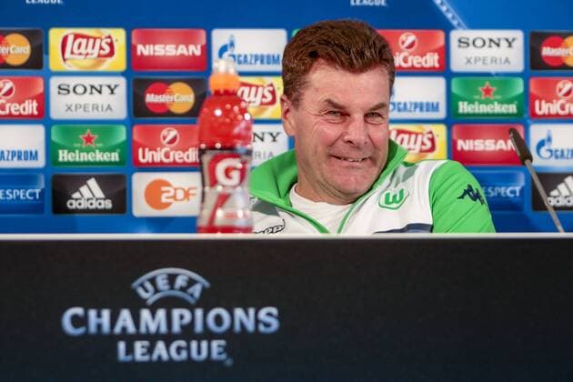 Fußball, UEFA Champions League, Pressekonferenz und Abschlusstraining VfL Wolfsburg und Real Madrid; Dieter Hecking (Cheftrainer Wolfsbpurg)Portrait, Porträt, Einzelbild Pressekonferenz, PK, Presserunde. xtgx