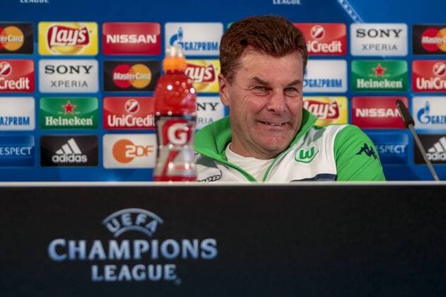 Fußball, UEFA Champions League, Pressekonferenz und Abschlusstraining VfL Wolfsburg und Real Madrid; Dieter Hecking (Cheftrainer Wolfsbpurg)Portrait, Porträt, Einzelbild Pressekonferenz, PK, Presserunde. xtgx