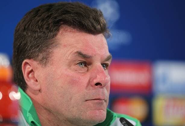 Pressekonferenz VfL Wolfsburg, hier im Bild Cheftrainer Dieter Hecking (VfL Wolfsburg)