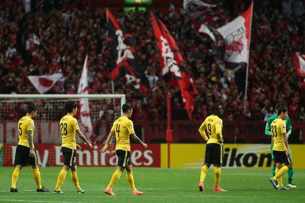 SAITAMA, JAPAN - APRIL 05: (CHINA OUT) Guangzhou Evergrande players react after the AFC Champions League Group H match between Urawa Red Diamonds and Guangzhou Evergrande at the Saitama Stadium on April 5, 2016 in Saitama, Japan.  CFP482263881 
