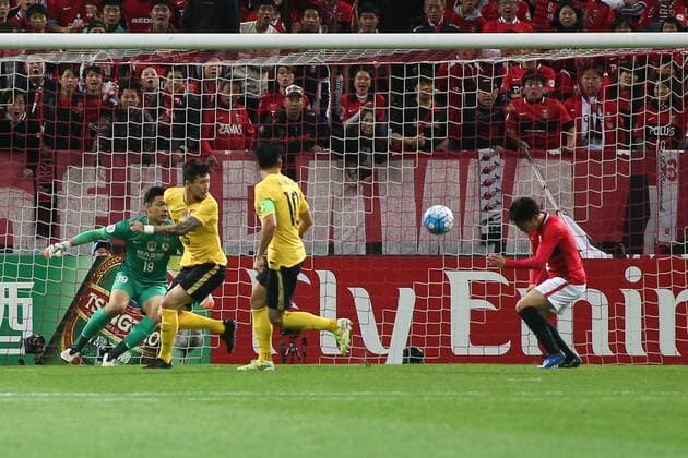 SAITAMA, JAPAN - APRIL 05: (CHINA OUT) Yuki Muto 9 of Urawa Red Diamonds scores a goal during the AFC Champions League Group H match between Urawa Red Diamonds and Guangzhou Evergrande at the Saitama Stadium on April 5, 2016 in Saitama, Japan.  CFP482263900 