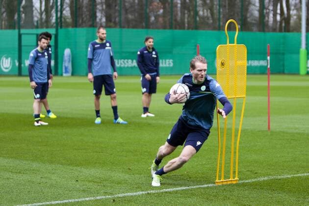Fußball, UEFA Champions League, Pressekonferenz und Abschlusstraining VfL Wolfsburg und Real Madrid; Andre Schürrle (Wolfsburg, 17) Einzelbild. xtgx