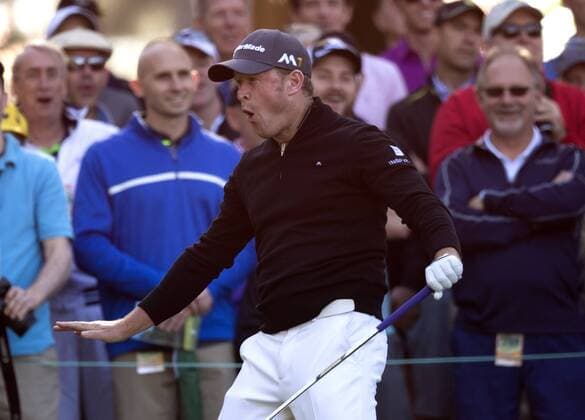 Bilder des Tages - SPORT Jamie Donaldson reacts after hitting off of the 4th tee during a practice round before the 2016 Masters Tournament at Augusta National in Augusta, Georgia on April 5, 2016.  AUG20160405320 KEVINxDIETSCH