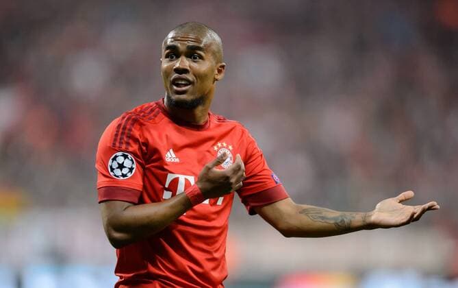 5. April 2016: Muenchen, Allianz Arena: Fussball UEFA Champions League, Viertelfinale: FC Bayern Muenchen - Benfica Lissabon: Muenchens Douglas Costa de Souza.