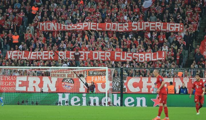 Fußball, Champions League, Viertelfinale, FC Bayern München - Benfica Lissabon 05.04.2016, CL,FC Bayern vs Benfica,Allianz Arena München, im Bild: FCB Fans