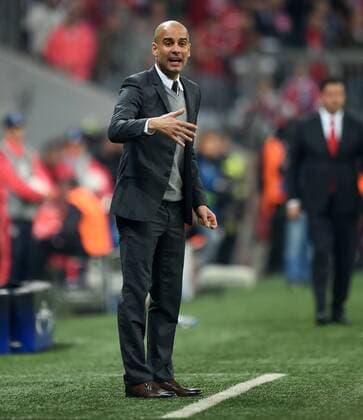 Fußball, Champions League, Viertelfinale, FC Bayern München - Benfica Lissabon FUSSBALL CHAMPIONS LEAGUE SAISON 2015 2016 VIERTELFINALE HINSPIEL FC Bayern Muenchen - Benfica Lissabon 05.04.2016 Trainer Pep Guardiola (FC Bayern Muenchen) 