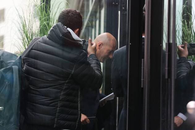 Trainer Zinedine Zidane (Real Madrid) - Champions League Viertelfinale Saison 2015-2016 Ankunft am Innside Hotel in Wolfsburg zum Spiel gegen den VfL Wolfsburg - Deutschland, Fussball, Mann,Männer,05.04.2016